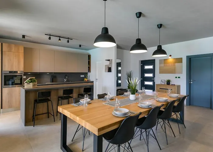 Vila Modern Amoroso With Pool In Porec *