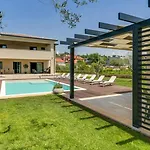 빌라 Modern Amoroso With Pool In Porec